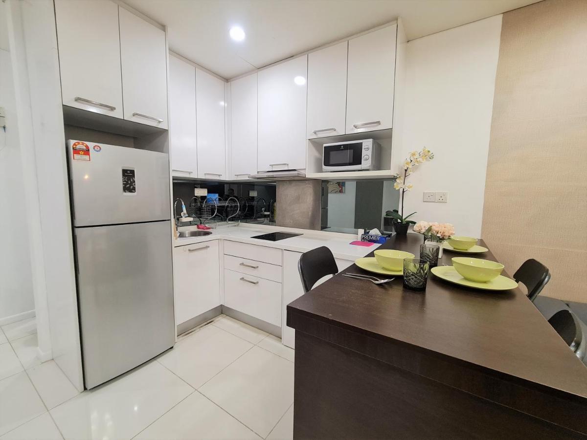 Summer Suites Apartment @Klcc By Sarah'S Lodge Kuala Lumpur Esterno foto